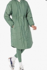 Amazon Essentials Women's Quilted Coat