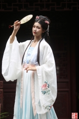 Women's Hanfu will be popular in 2024