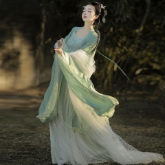 Women's Hanfu will be popular in 2024
