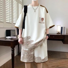 Designer suit for men, summer leisure sports, ice silk short-sleeved and short pants, a set of men's clothing, stylish and handsome for teenagers
