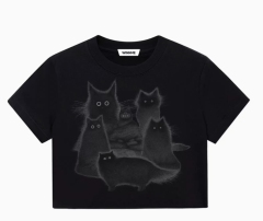 WINNME Women's Short Sleeve Short Cropped Square Shoulder T-shirt with Hand-drawn Hipster Print of Black Cat Family, Casual Versatile Loose Tops