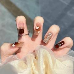 穿戴甲