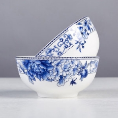 "Simple and fashionable ceramic bowl, large capacity white tableware, suitable for various occasions"