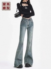 Five-Point Description of Flared Jeans