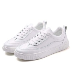 Simple and casual women's shoes in pink, with breathable mesh, low heels and straps, suitable for spring and autumn.