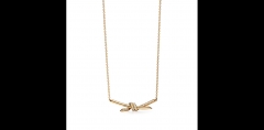 Simple, fashionable, versatile, high-quality necklace that does not fade