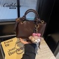 Simple three-dimensional outing single room armpit crossbody bag