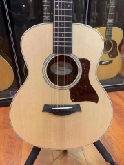 Some suitable English names for a wooden guitar product could be "Elegant Acoustic Wood Guitar" (highlighting elegance and acoustic features), "Classic Wooden String Guitar" (empha
