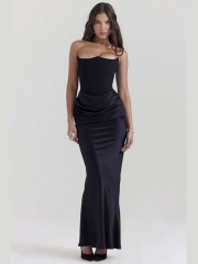Long skirt and slim dress