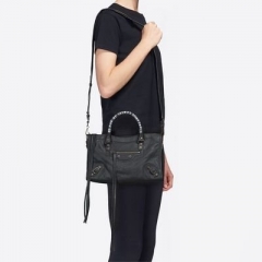 High-grade exotic niche black bag ladies new Joker Message bag fashion handbag