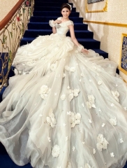 Wedding dressQ7
