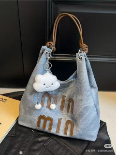 miumiu2v
