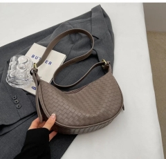 GVDR BAG