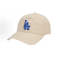 MLB Logo embroidery, a trendy sports sunshade cap for summer. Made of cotton, it's a unisex baseball cap suitable for both men and women, a perfect couple's item. Available in mult