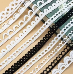 Cute and elegant lace decoration