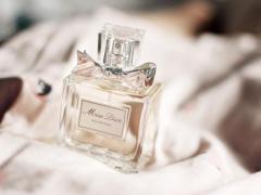 Perfume helps you stay fresh and pleasant-smelling all day, covering unwanted body odors and maintaining good personal hygiene