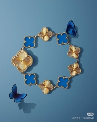Van Cleef & Arpels Alhambra