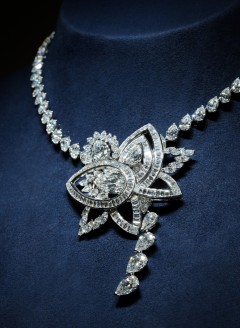 A perfect piece of jewelry that brings you happiness